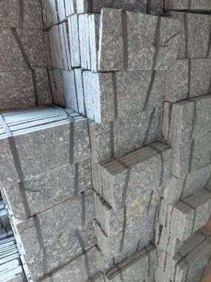 Pedra Miracema - Loja de Material de Construção na Rua Machado de Assis, 435 Bairro: Aclimação